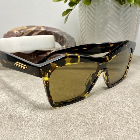 BOTTEGA VENETA 55mm Cat Eye Sunglasses Havana Frame Brown Lens | New in Case - Picture 4 of 11